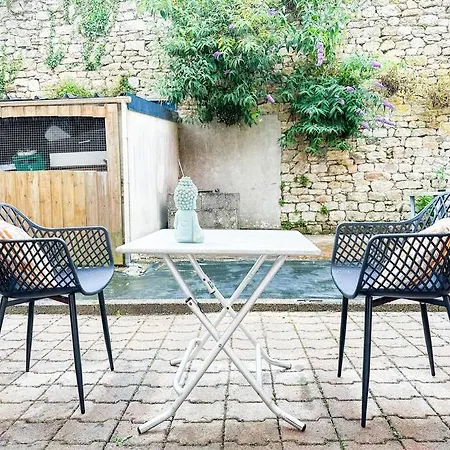 New ! Le Coeur De Ville Avec Terrasse! Parking Guingamp Exterior photo